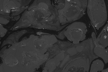 Beyaz suluboya arka planda renkli mermer mürekkep kağıdı dokusu. Kaotik soyut organik tasarım. Banyo bombası dalgaları.