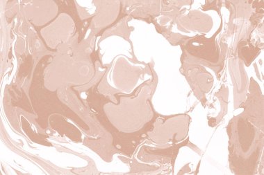 Beyaz suluboya arka planda renkli mermer mürekkep kağıdı dokusu. Kaotik soyut organik tasarım. Banyo bombası dalgaları.