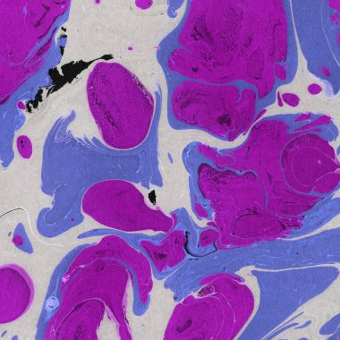 Beyaz suluboya arka planda renkli mermer mürekkep kağıdı dokusu. Kaotik soyut organik tasarım. Banyo bombası dalgaları.