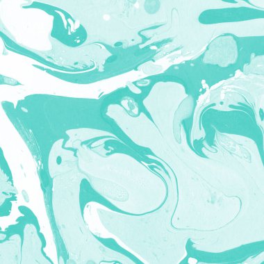 Beyaz suluboya arka planda renkli mermer mürekkep kağıdı dokusu. Kaotik soyut organik tasarım. Banyo bombası dalgaları.