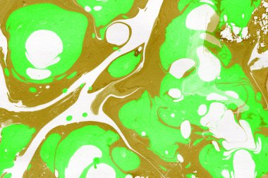 Beyaz suluboya arka planda renkli mermer mürekkep kağıdı dokusu. Kaotik soyut organik tasarım. Banyo bombası dalgaları.