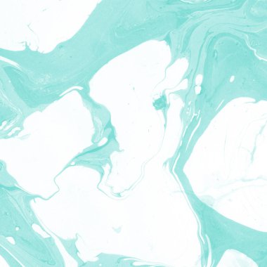 Beyaz suluboya arka planda renkli mermer mürekkep kağıdı dokusu. Kaotik soyut organik tasarım. Banyo bombası dalgaları.