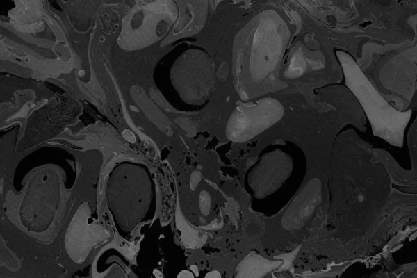 Beyaz suluboya arka planda renkli mermer mürekkep kağıdı dokusu. Kaotik soyut organik tasarım. Banyo bombası dalgaları.