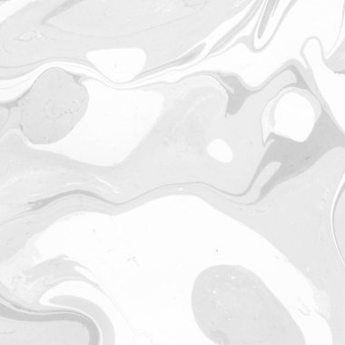 Gümüş rengi gri mermer arka planda boya lekeleri