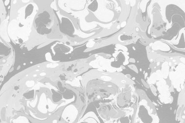 Gümüş rengi gri mermer arka planda boya lekeleri