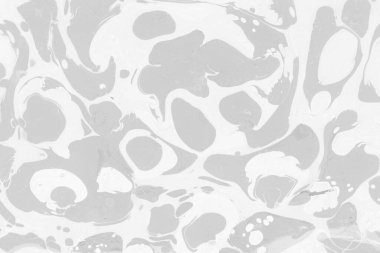 Gümüş rengi gri mermer arka planda boya lekeleri