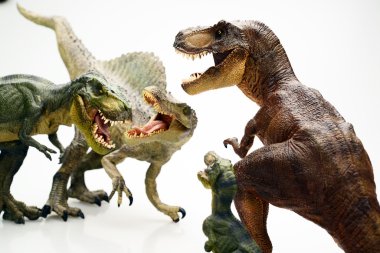 Beyaz arka planda izole edilmiş dinozor