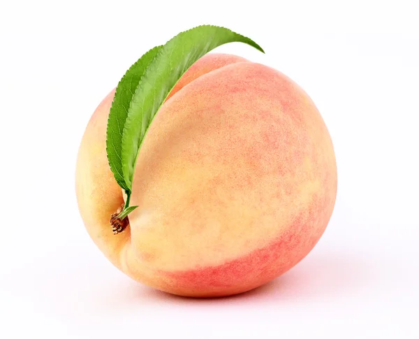 Персиковий ізольований білий фон — стокове фото