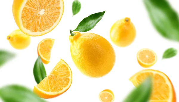 Lemon Slices Leaves Cutted Whole Air — Stock Photo, Image