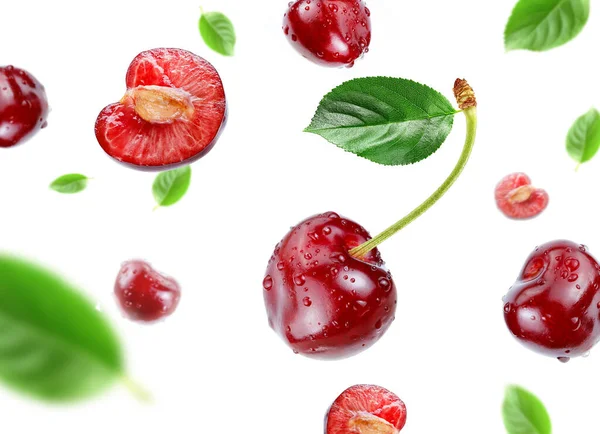 Cereza Roja Con Gotas Agua Volando Corriente Aire —  Fotos de Stock