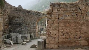 Ephesus antik şehrinde bir harabe. İzmir. Türkiye