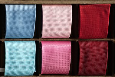 İtalyan ipek kravat ekranda yapılan 