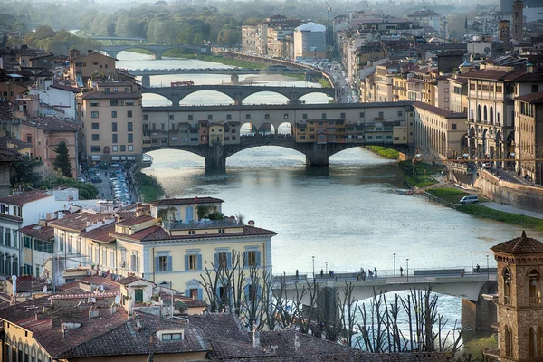 Florencia Ponte Vecchio vista al atardecer — Foto de Stock