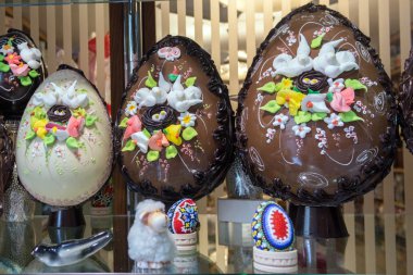 Çikolata Paskalya yumurtaları Satılık