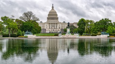 Washington Dc Capitol görünümü yağmurlu gün