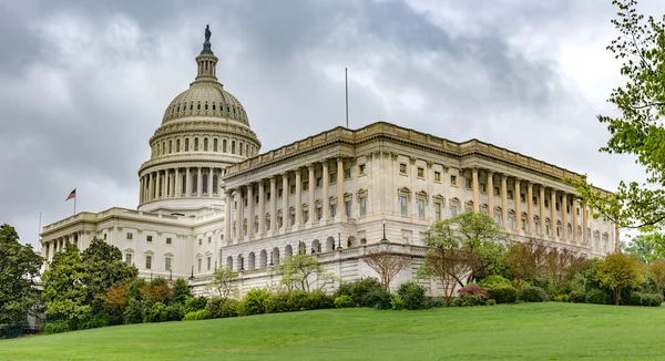 在下雨天的华盛顿 Dc 国会视图 — 图库照片