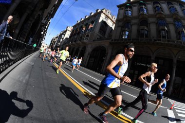 Genoa, İtalya - Nisan, 24 2016 - yıllık sigara rekabetçi Maratonu
