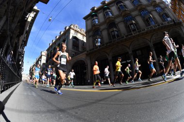 Genoa, İtalya - Nisan, 24 2016 - yıllık sigara rekabetçi Maratonu