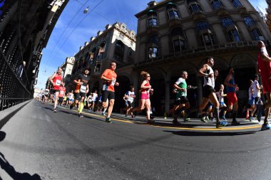 Genoa, İtalya - Nisan, 24 2016 - yıllık sigara rekabetçi Maratonu