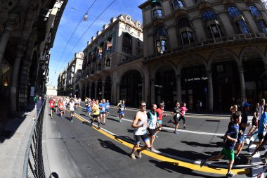 Genoa, İtalya - Nisan, 24 2016 - yıllık sigara rekabetçi Maratonu
