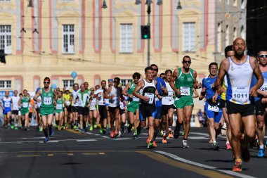 Genoa, İtalya - Nisan, 24 2016 - yıllık sigara rekabetçi Maratonu