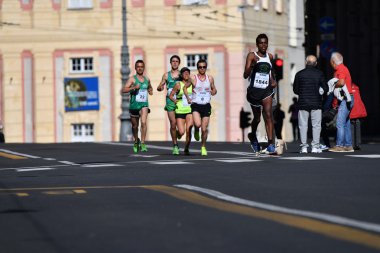 Genoa, İtalya - Nisan, 24 2016 - yıllık sigara rekabetçi Maratonu