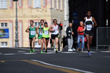 Genoa, İtalya - Nisan, 24 2016 - yıllık sigara rekabetçi Maratonu