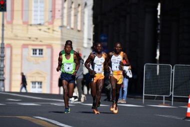 Genoa, İtalya - Nisan, 24 2016 - yıllık sigara rekabetçi Maratonu