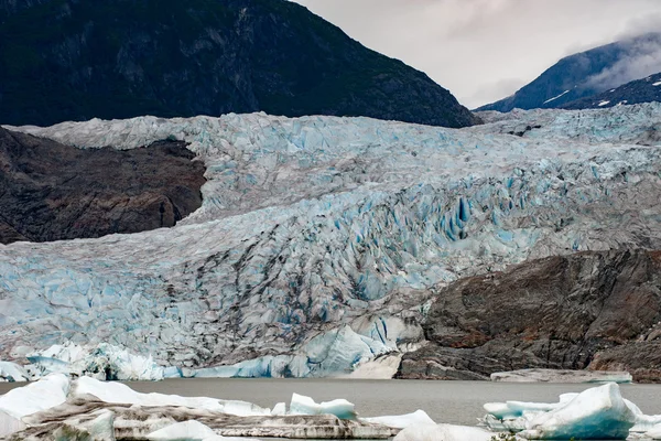 Mendenhall-glaciären landskap panoramat beskådar — Stockfoto
