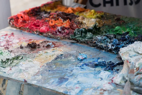 Цветовая палитра художника — стоковое фото
