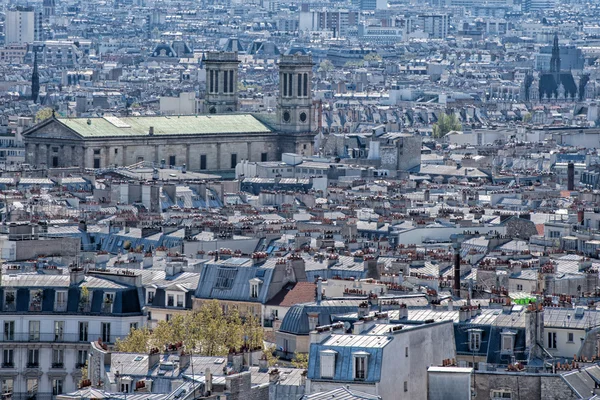 Toits paris et vue sur la ville du bâtiment — Photo