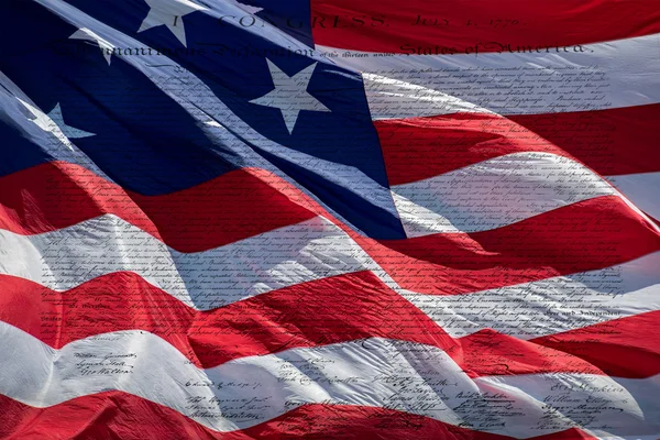 Declaração de independência 4 de julho de 1776 na bandeira dos EUA — Fotografia de Stock