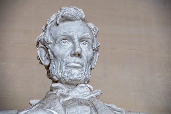 WASHINGTON, USA - JUNE 24 2016 - Lincoln statue at Memorial in Washington DC — Stock Photo, Image