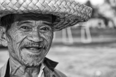 Cebu - Filipinler - Ocak, 7 2013 - insanlar goinjg yerel pazara