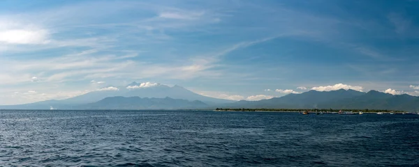 Lombok view huge panorama from gili trawangan island — Stock Photo, Image