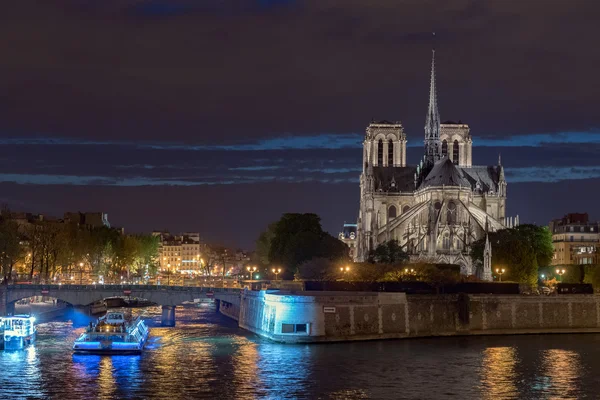 巴黎圣母院巴黎夜景 — 图库照片