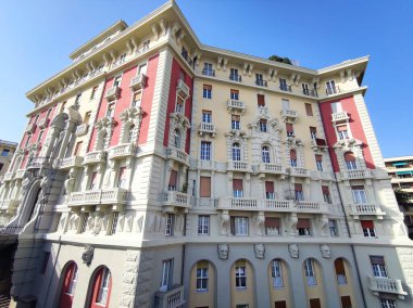 Corso İtalya tarihi devler Ceneviz İtalya