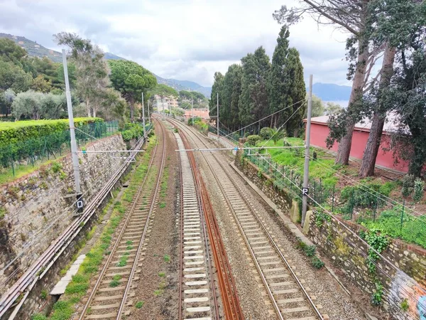 Eisenbahngleise Dorf Genua Sant Ilario — Stockfoto
