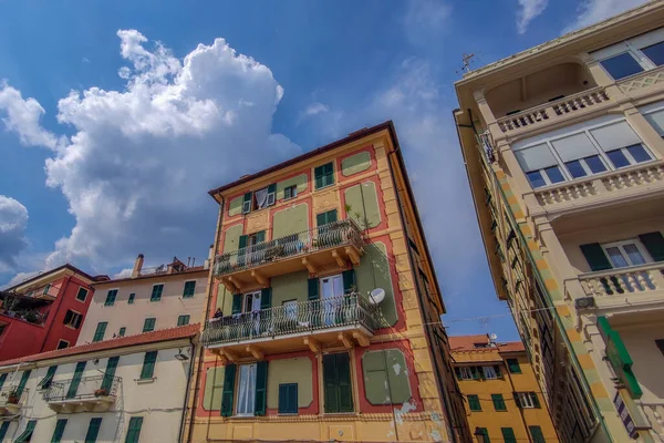 Varazze Medieval Antiguo Pueblo Pintado Casas Por Mar Liguria Italia — Foto de Stock