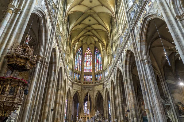 Praga Domo Casta Santo Vitus Iglesia Panorama — Foto de Stock