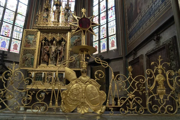 Prag Kupol Kast Helgon Vitus Kyrka Interiör Detalj Närbild — Stockfoto