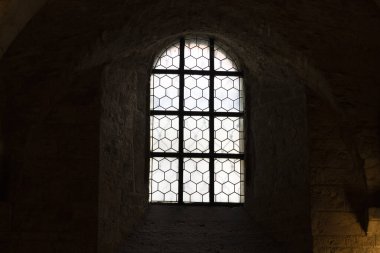 Aziz George Bazilikası Prag Kalesi manzaralı.