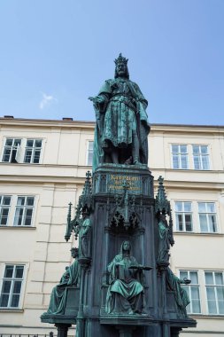 Prag Charles Köprüsü heykel detay manzarası