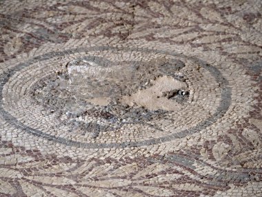 İtalya Sicilya 'daki Villa del Casale antik Roma mozaiğinin restorasyonu