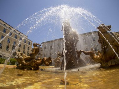 arşivleme yeri çeşme syracuse ortigia italy