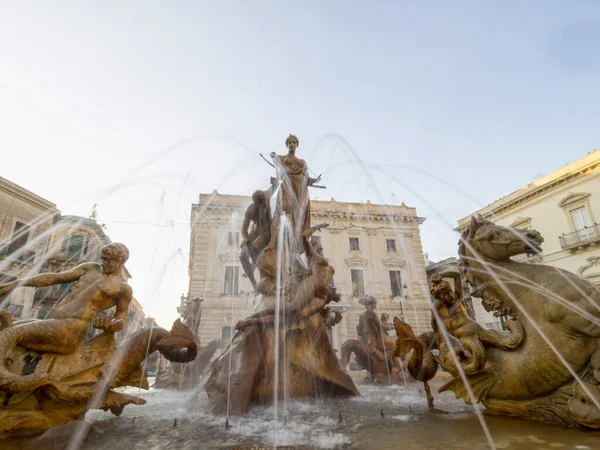 Arşivleme Yeri Çeşme Syracuse Ortigia Italy — Stok fotoğraf