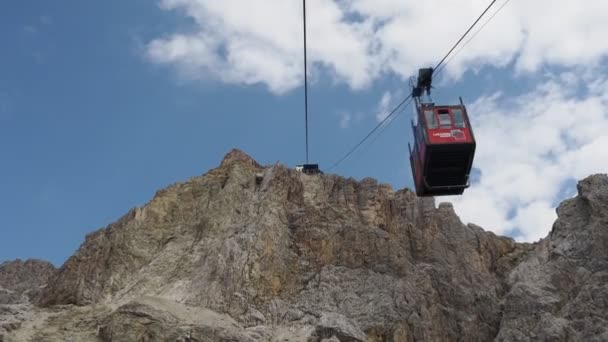 Lagazuoi Falzarego Col Téléphérique Dolomites Montagnes Allant Sommet — Video
