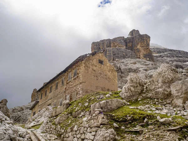 Verlassene Hütte Den Tofane Dolomiten Bergpanorama Landschaft — Stockfoto