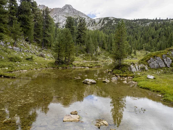 Fanes Lago Dolomitas Montañas Panorama Paisaje Temporada Verano — Foto de Stock