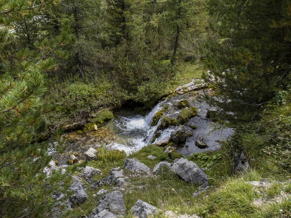 Fanes Riacho Dolomitas Montanhas Panorama Paisagem — Fotografia de Stock